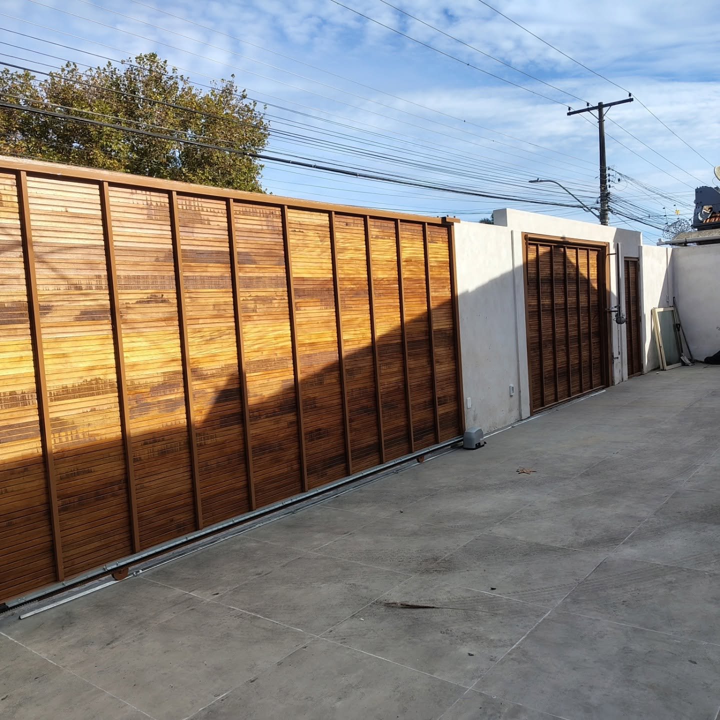 Portão de ferro residencial - S&A Serralheria